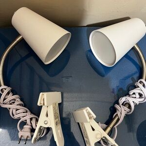 White Clip-On Lamp Set